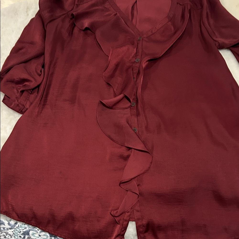 Jessica Simpson Deep Red Ruffle Blouse ❤️❤️